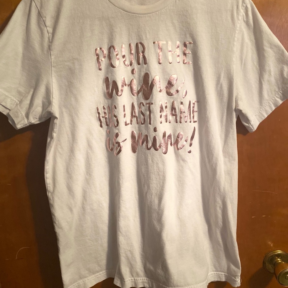 💎 3 FOR $15 White Tee with Rose Gold